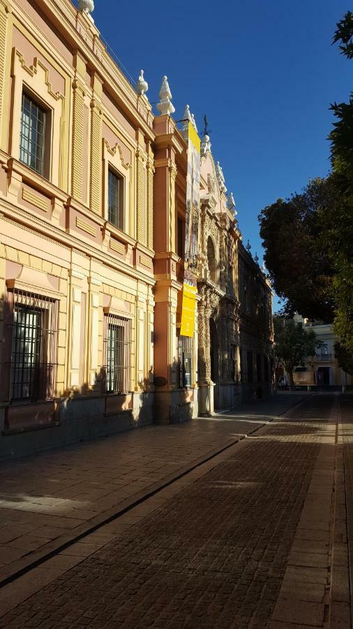 Like Home Sevilla - Museo Eksteriør bilde